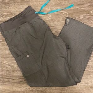 Graphite Figs scrubs